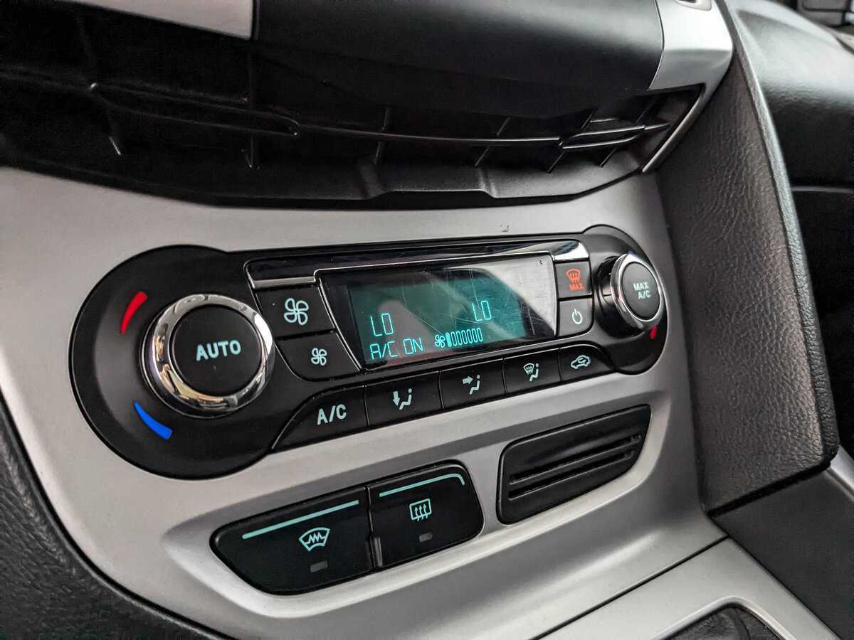 Купить Ford Focus с пробегом. Фото: #20