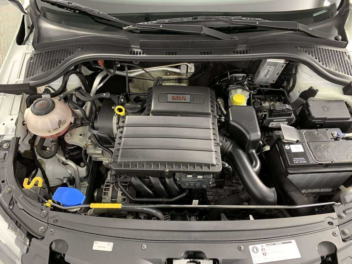 Купить Skoda Rapid с пробегом. Фото: #8