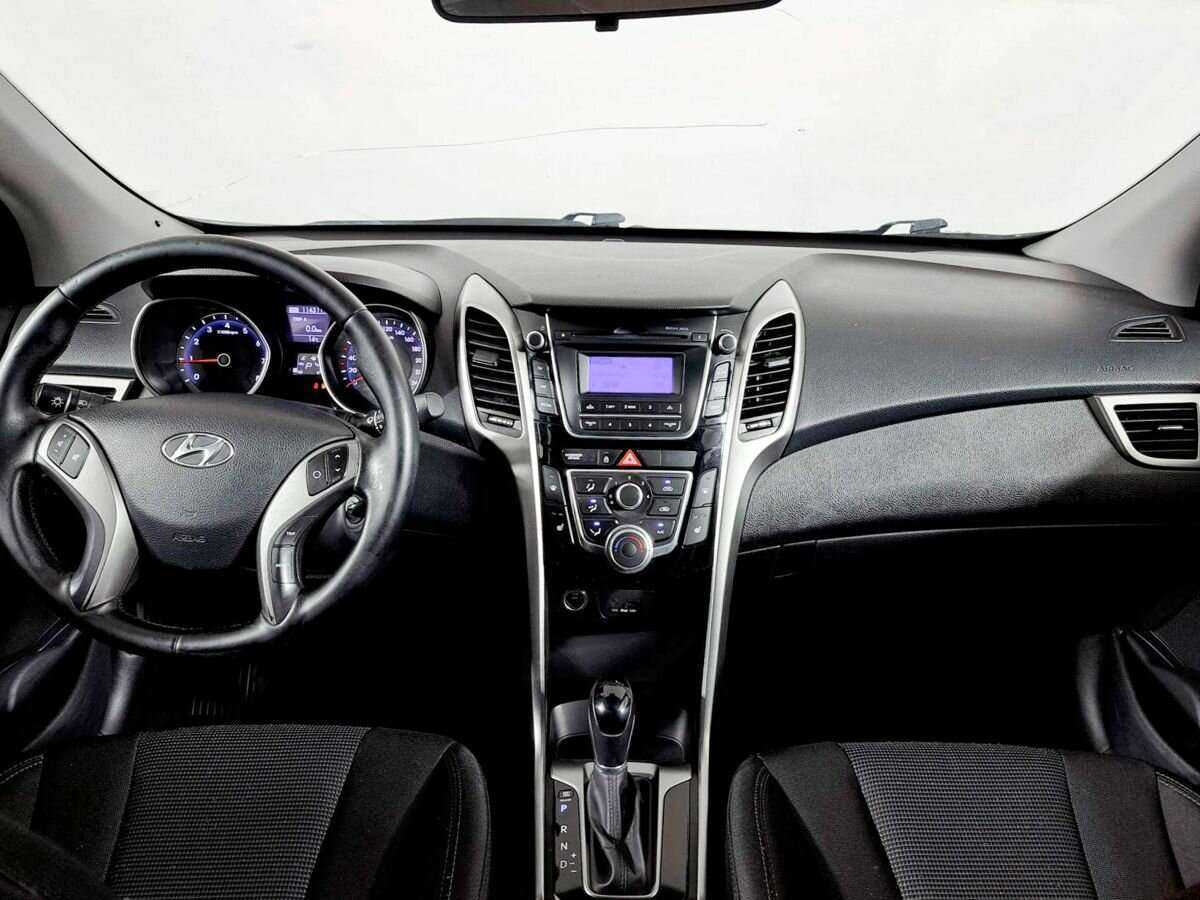 Купить Hyundai i30 с пробегом. Фото: #11