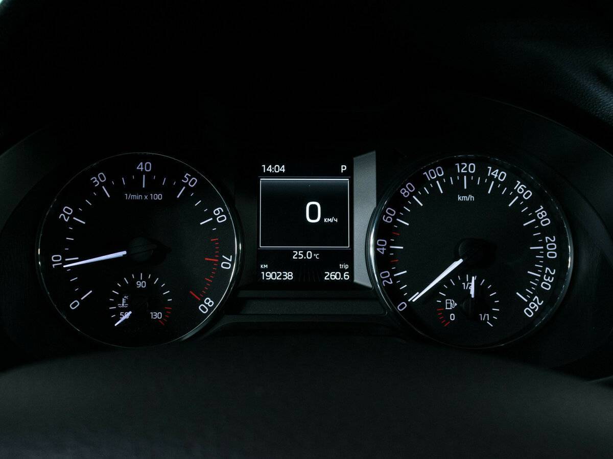 Купить Skoda Octavia с пробегом. Фото: #11