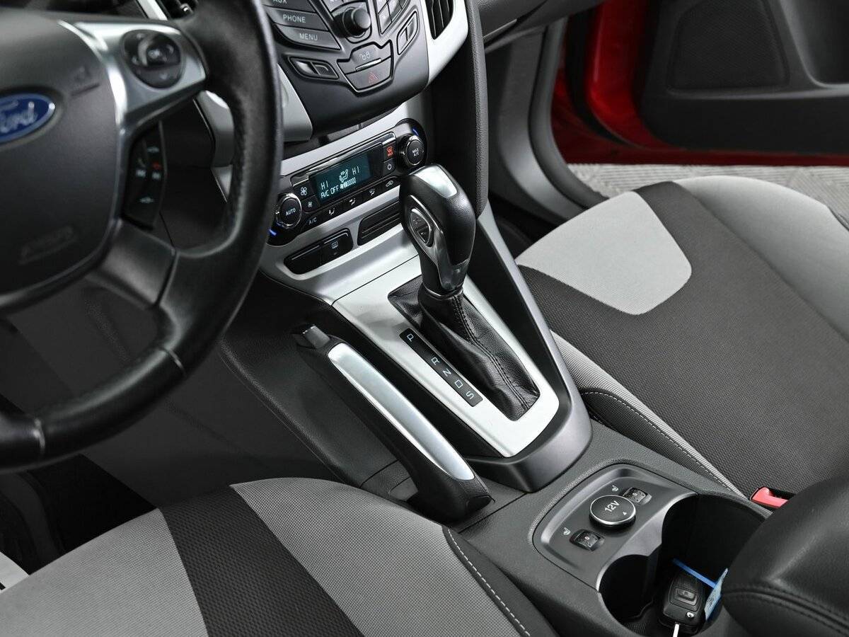 Купить Ford Focus с пробегом. Фото: #9
