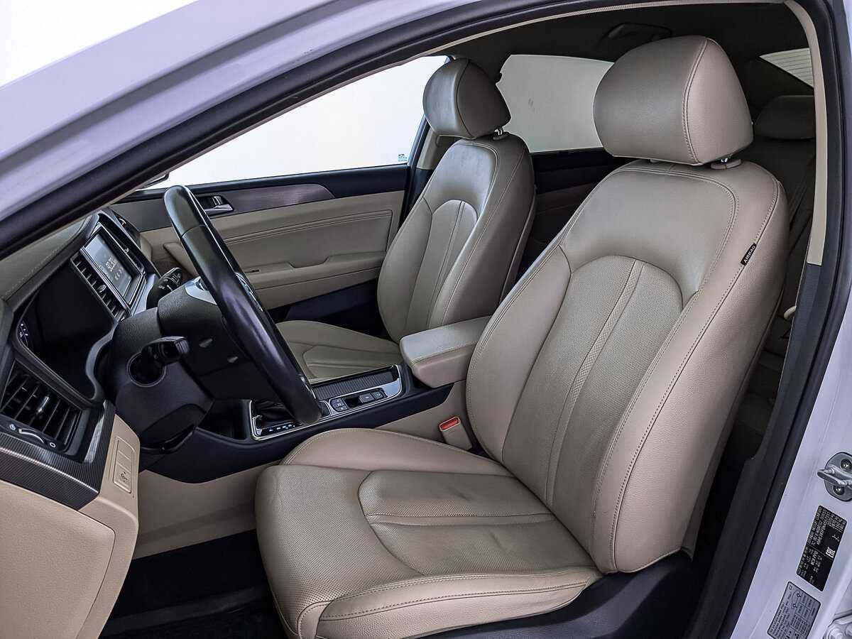 Купить Hyundai Sonata с пробегом. Фото: #19