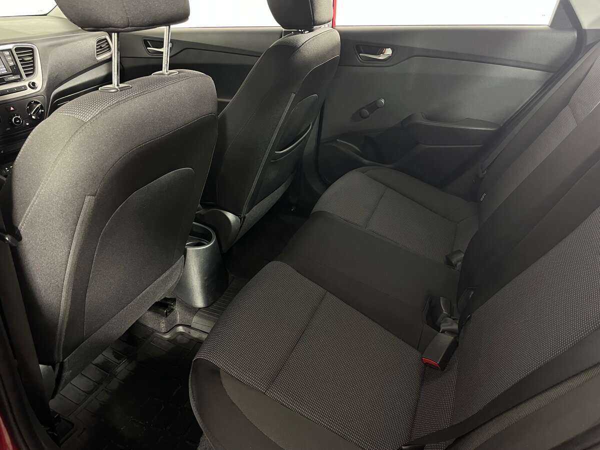 Купить Hyundai Solaris с пробегом. Фото: #20