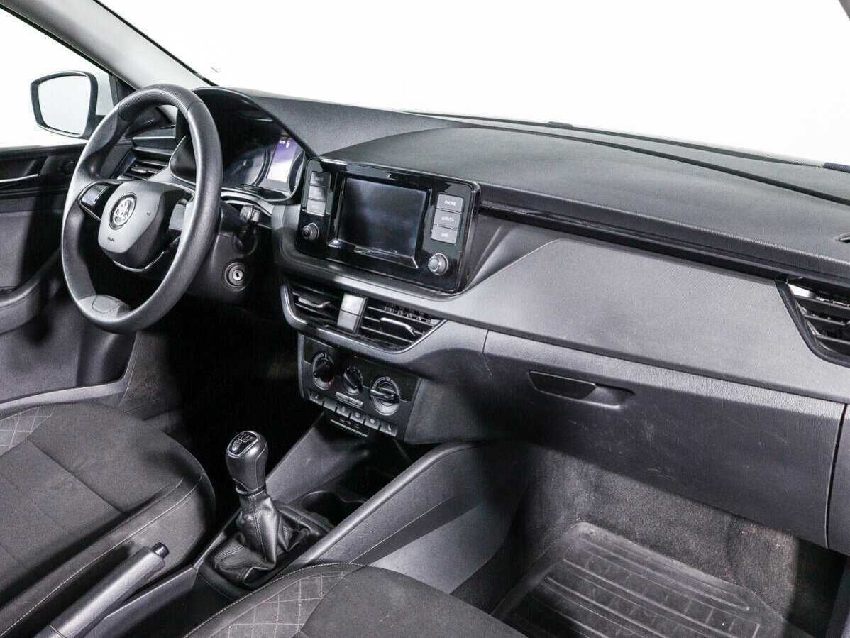 Купить Skoda Rapid с пробегом. Фото: #7