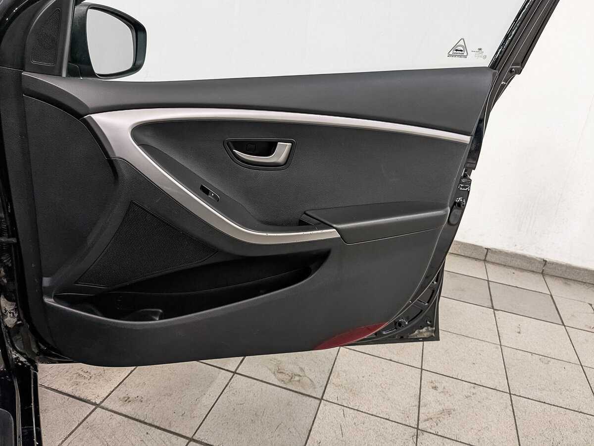 Купить Hyundai i30 с пробегом. Фото: #24