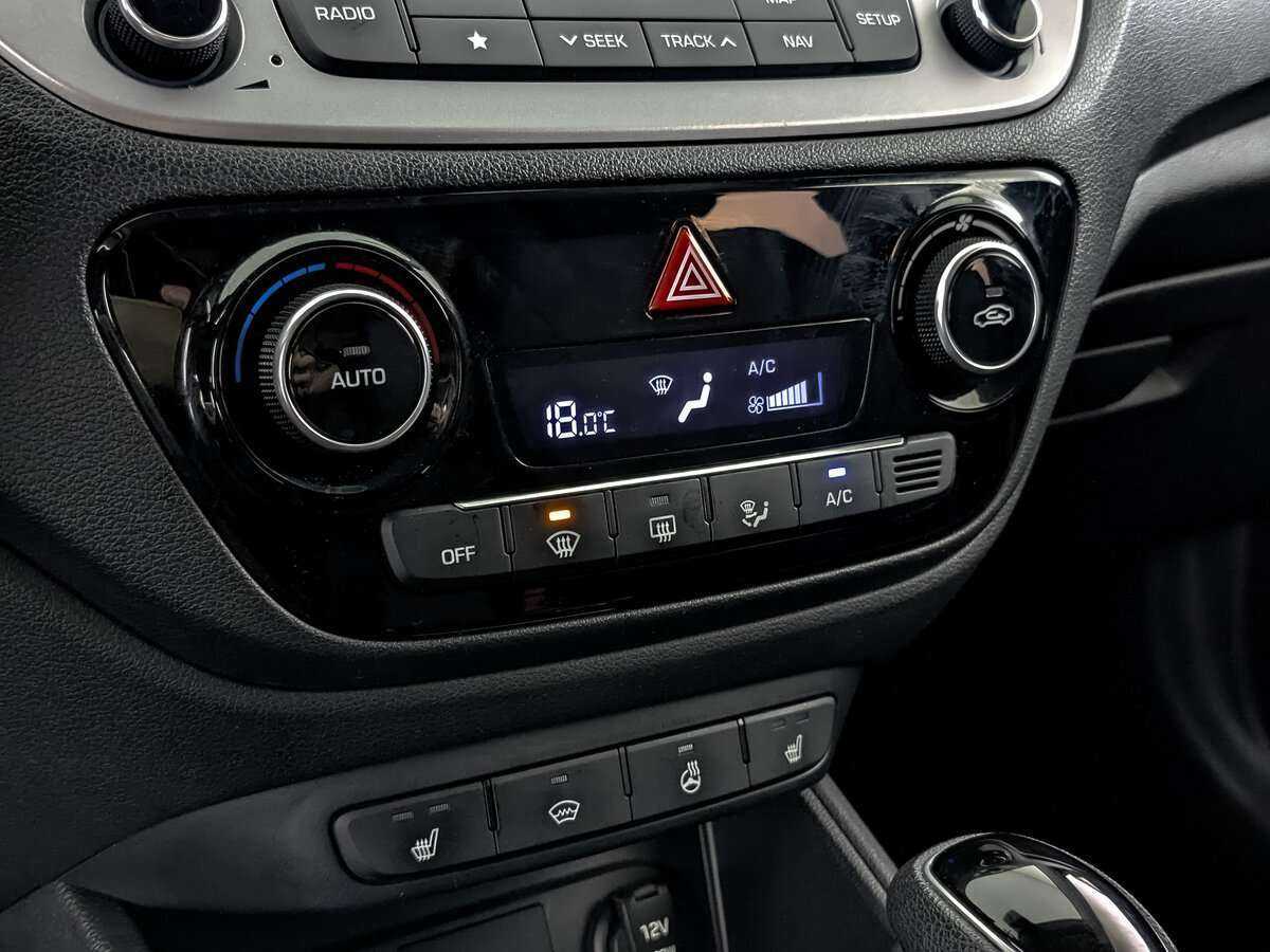 Купить Hyundai Solaris с пробегом. Фото: #16