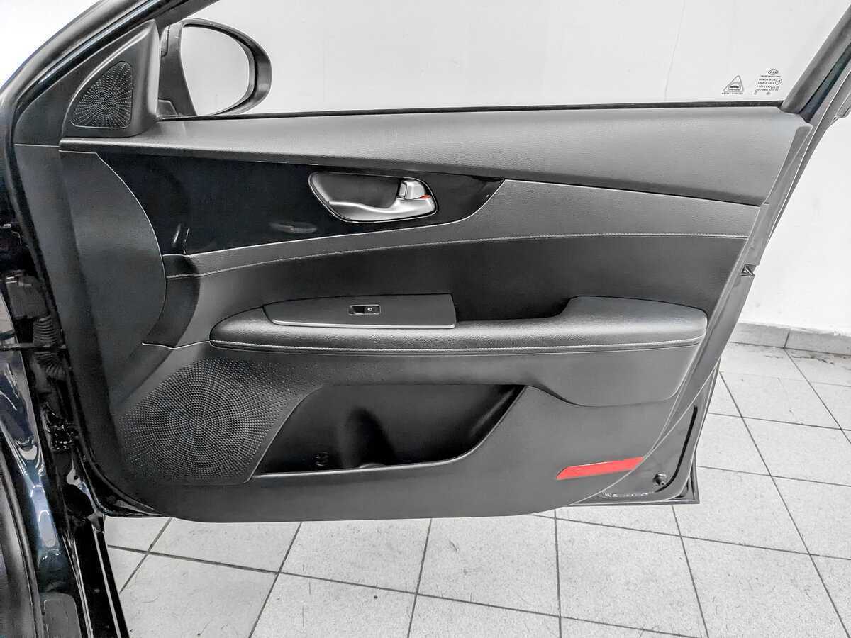 Купить Kia Cerato с пробегом. Фото: #21