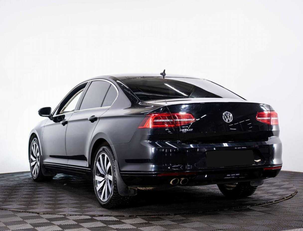 Купить Volkswagen Passat с пробегом. Фото: #3