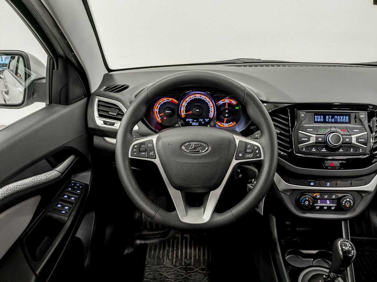 Купить Lada (ВАЗ) Vesta с пробегом. Фото: #18