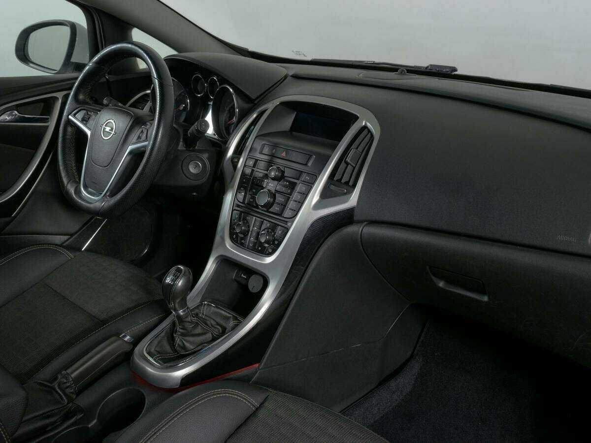 Купить Opel Astra с пробегом. Фото: #8