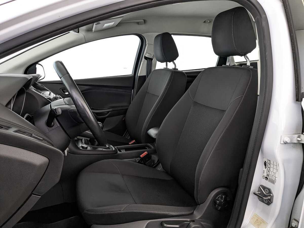 Купить Ford Focus с пробегом. Фото: #18