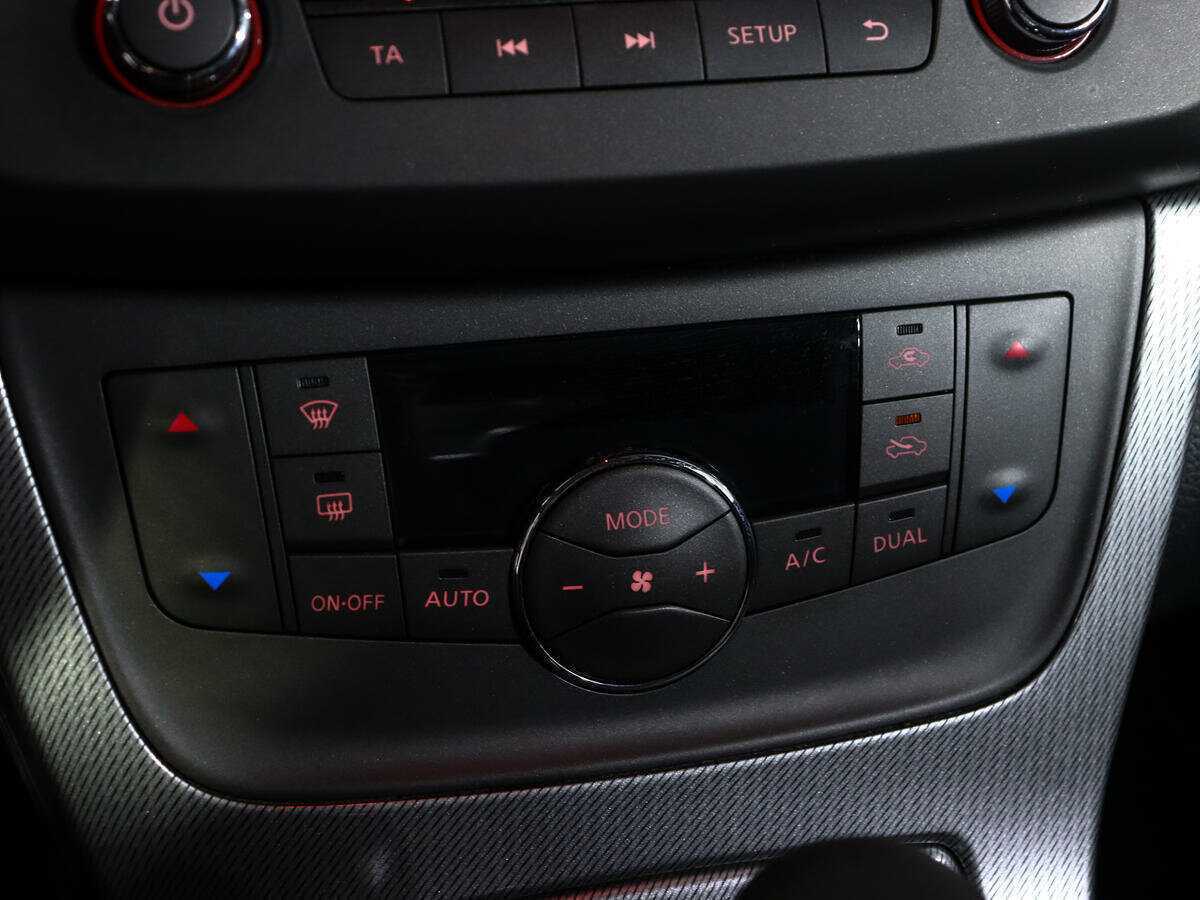Купить Nissan Sentra с пробегом. Фото: #16