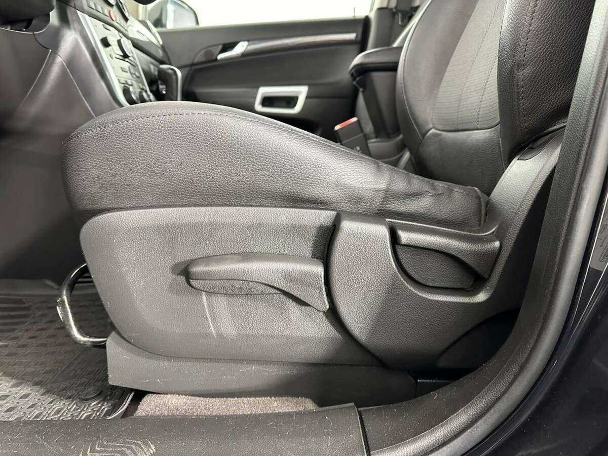 Купить Opel Antara с пробегом. Фото: #9