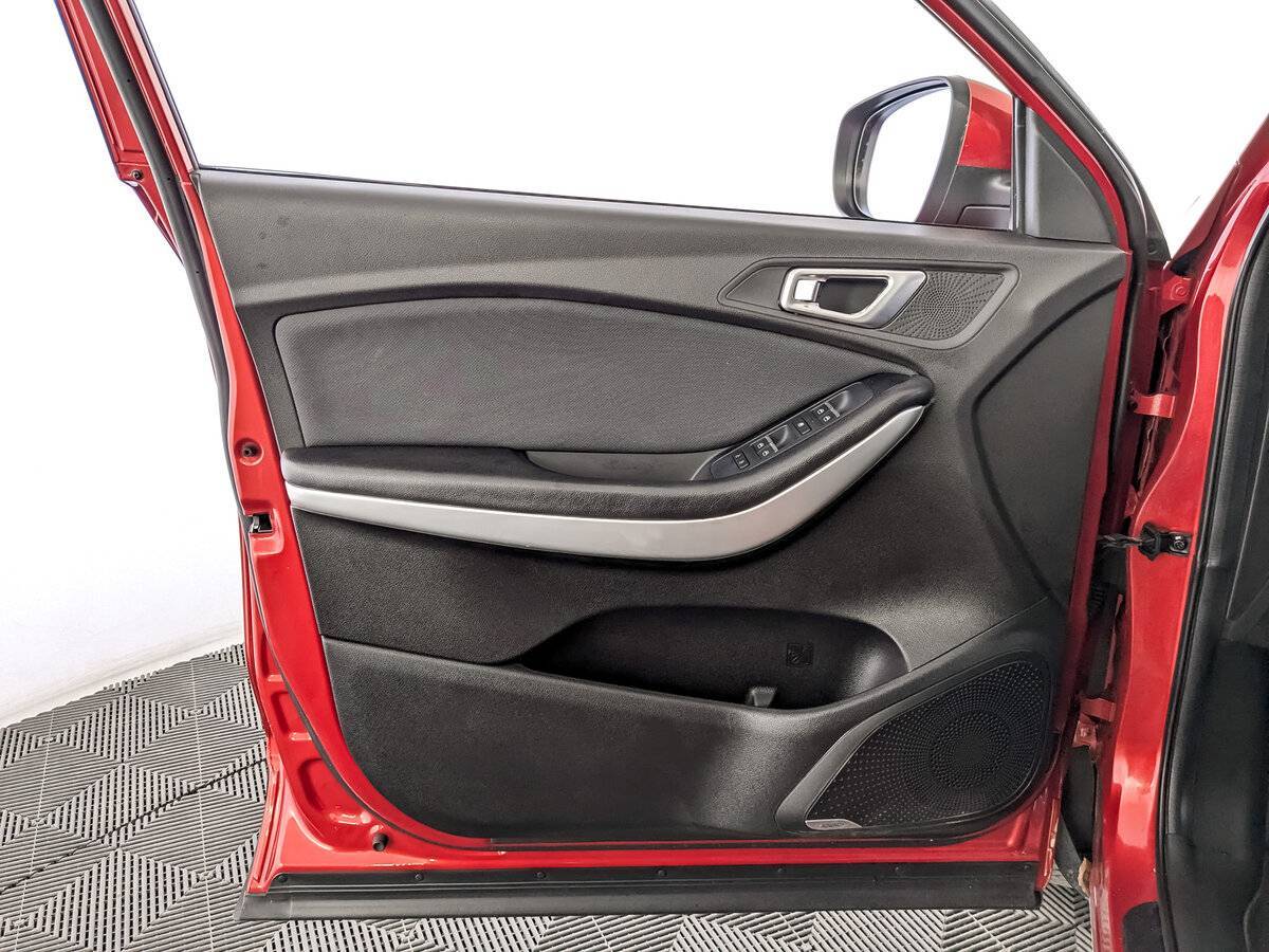 Купить Chery Tiggo 7 с пробегом. Фото: #16