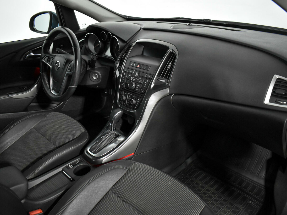 Купить Opel Astra с пробегом. Фото: #11