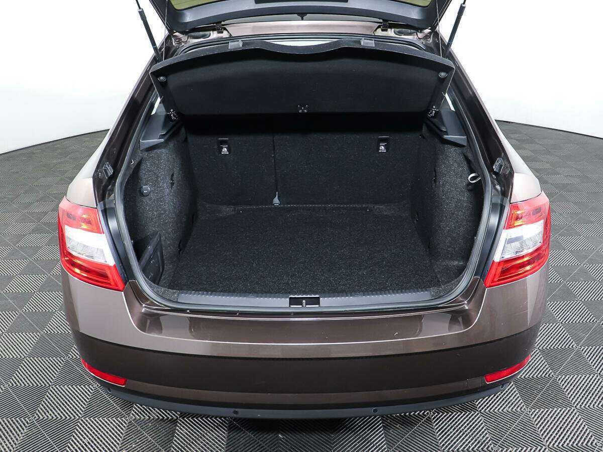 Купить Skoda Octavia с пробегом. Фото: #8