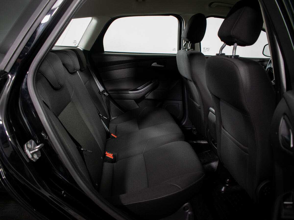Купить Ford Focus с пробегом. Фото: #9