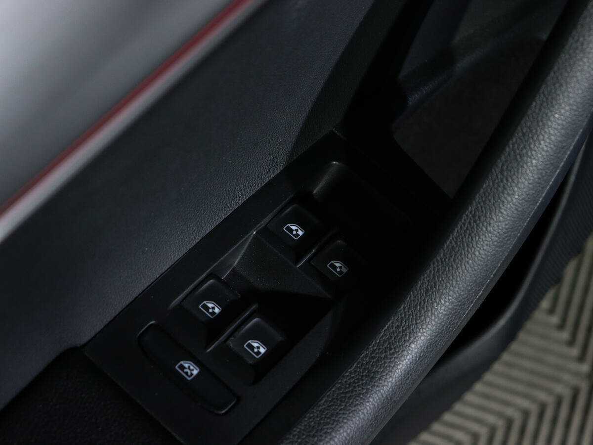 Купить Skoda Octavia с пробегом. Фото: #19