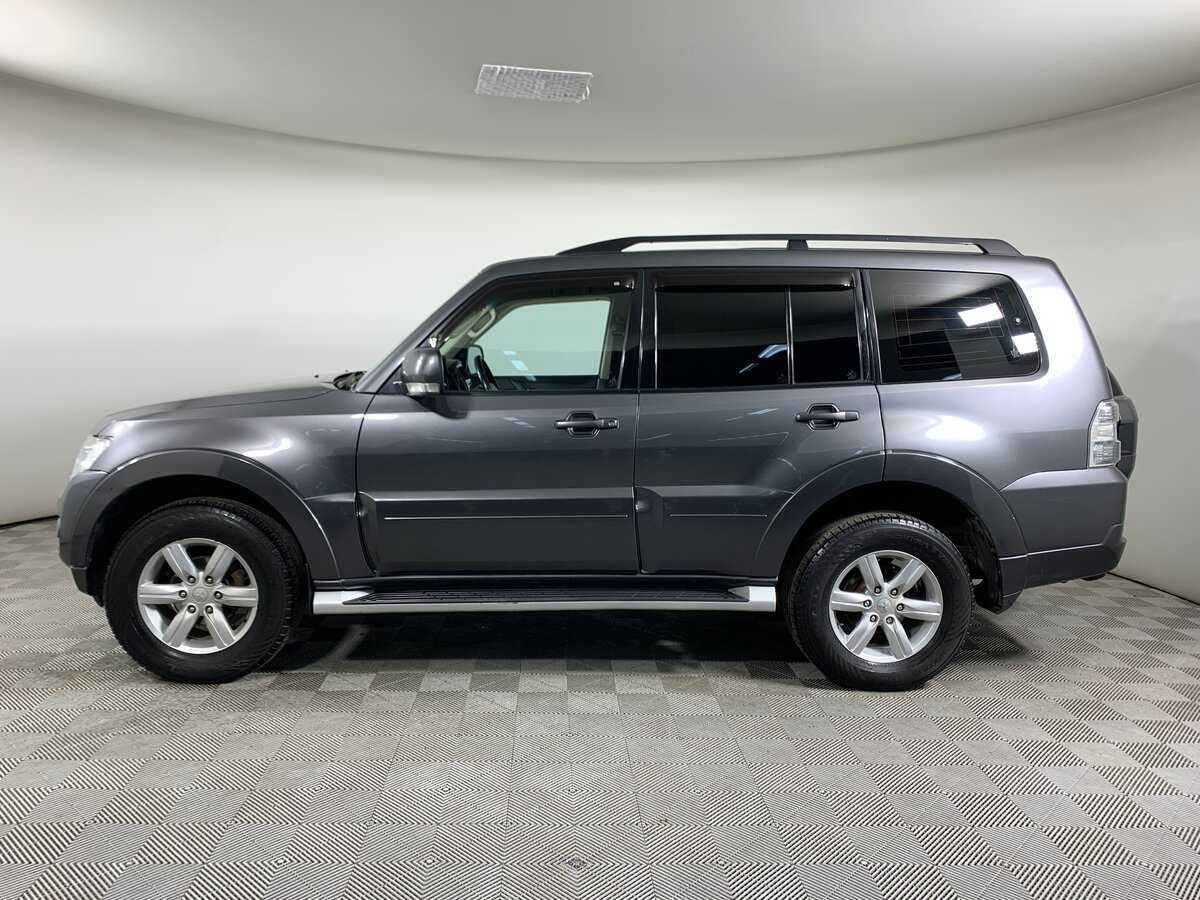 Купить Mitsubishi Pajero с пробегом. Фото: #7