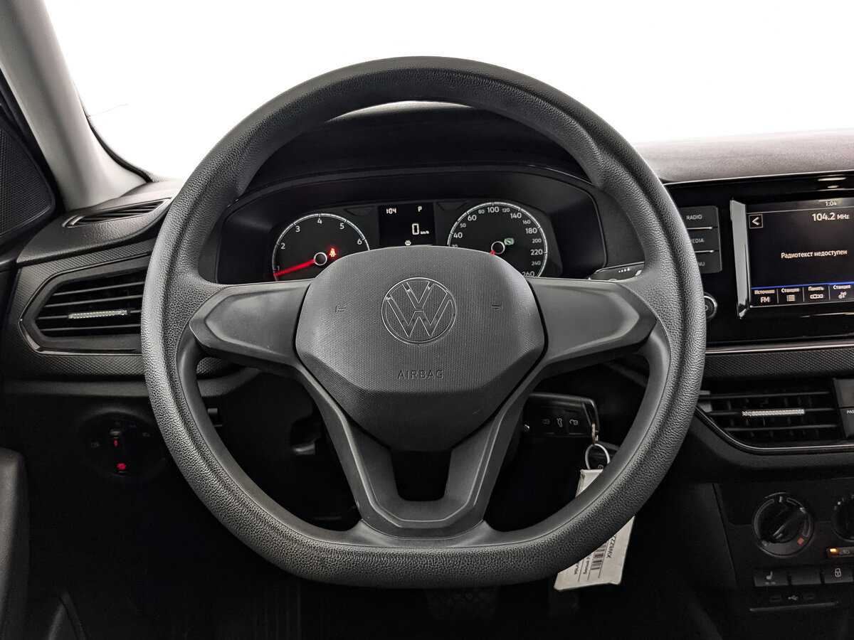 Купить Volkswagen Polo с пробегом. Фото: #17