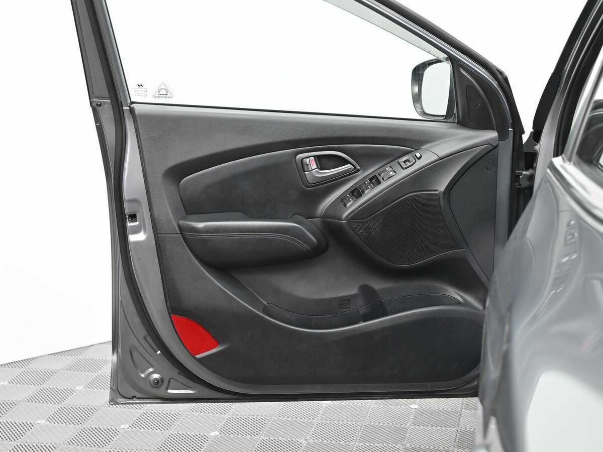 Купить Hyundai ix35 с пробегом. Фото: #6