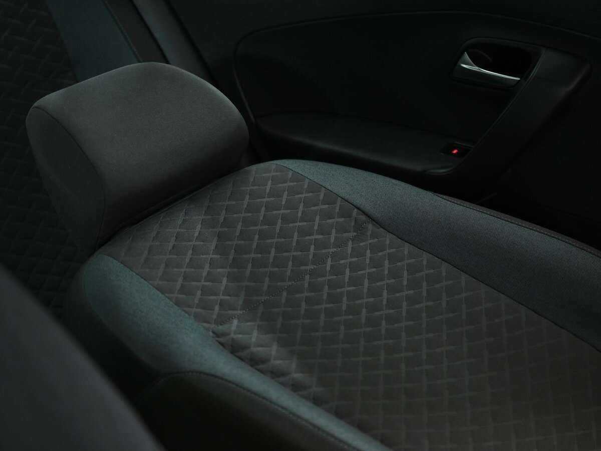 Купить Volkswagen Polo с пробегом. Фото: #10