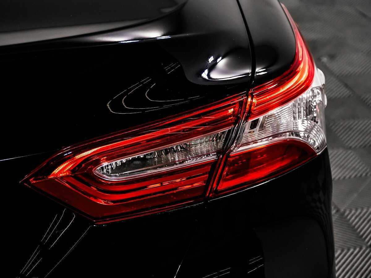 Купить Toyota Camry с пробегом. Фото: #16