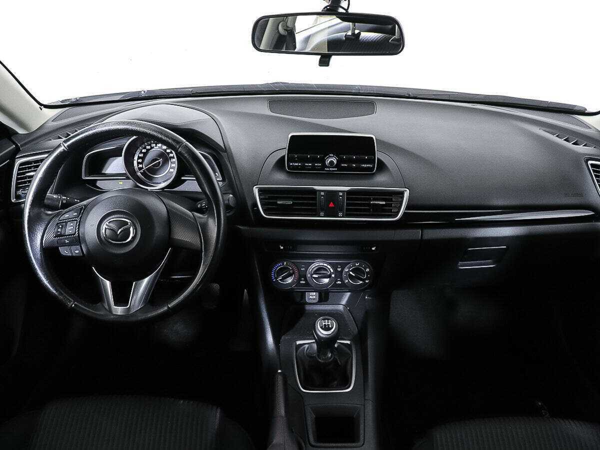 Купить Mazda 3 с пробегом. Фото: #11