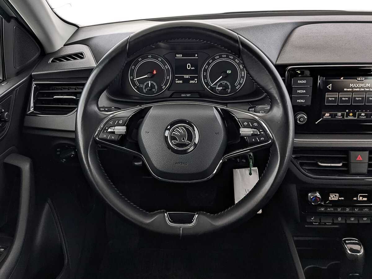 Купить Skoda Rapid с пробегом. Фото: #20