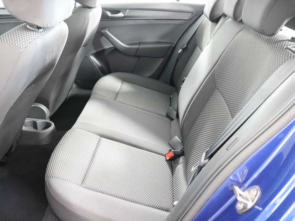 Купить Volkswagen Polo с пробегом. Фото: #8