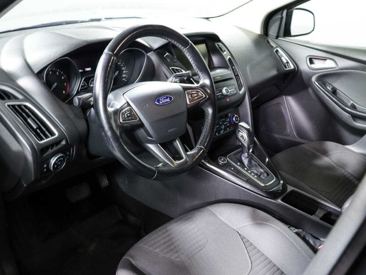 Купить Ford Focus с пробегом. Фото: #11