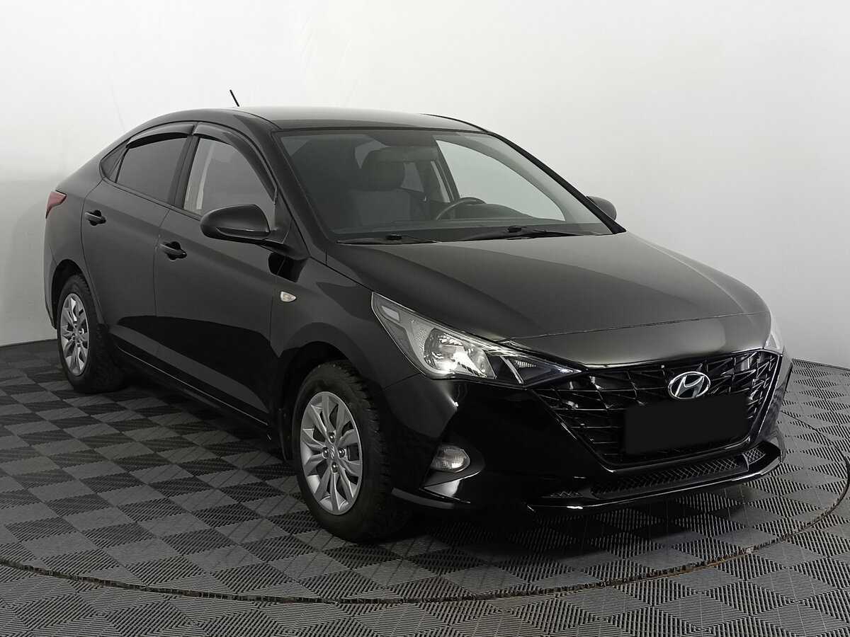 Купить Hyundai Solaris с пробегом. Фото: #2