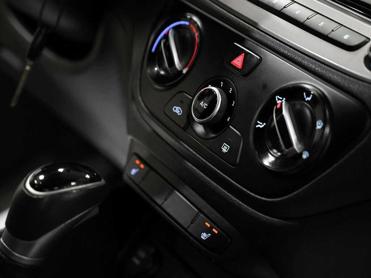 Купить Hyundai Solaris с пробегом. Фото: #8