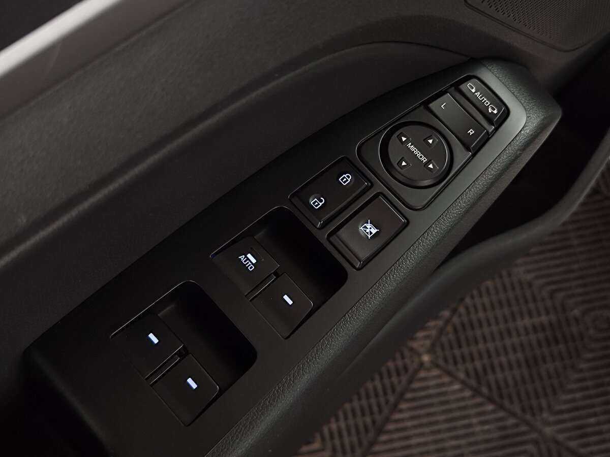 Купить Hyundai Elantra с пробегом. Фото: #18