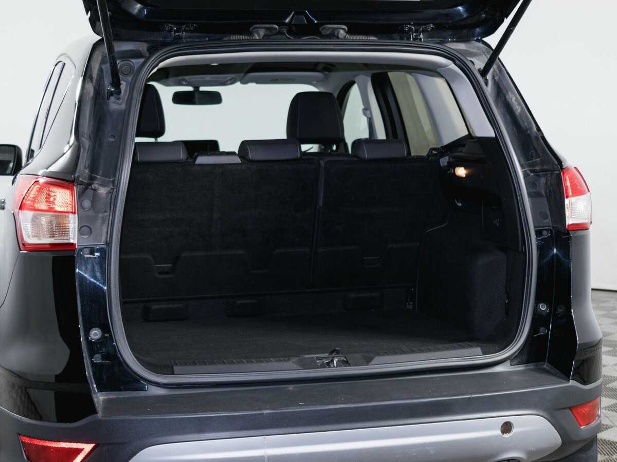 Купить Ford Kuga с пробегом. Фото: #6