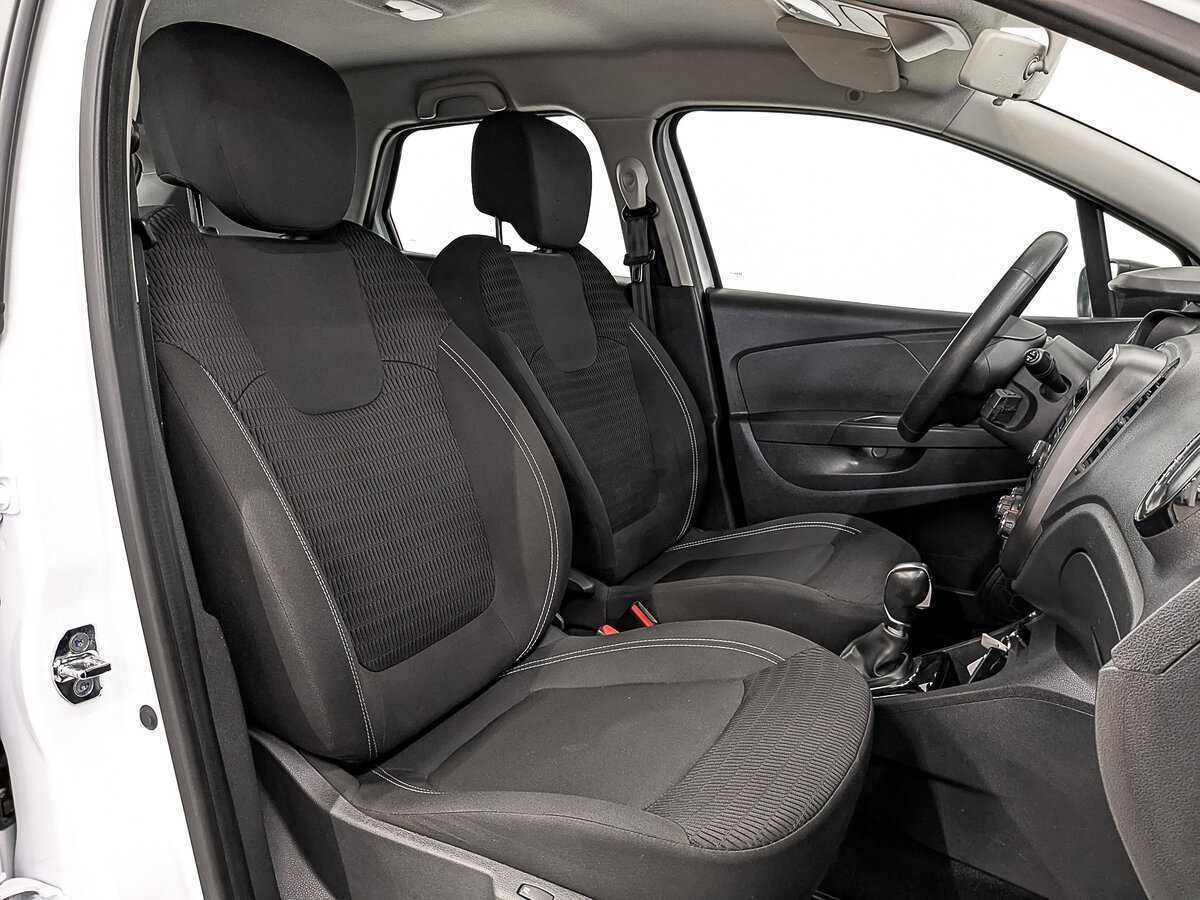 Купить Renault Kaptur с пробегом. Фото: #23