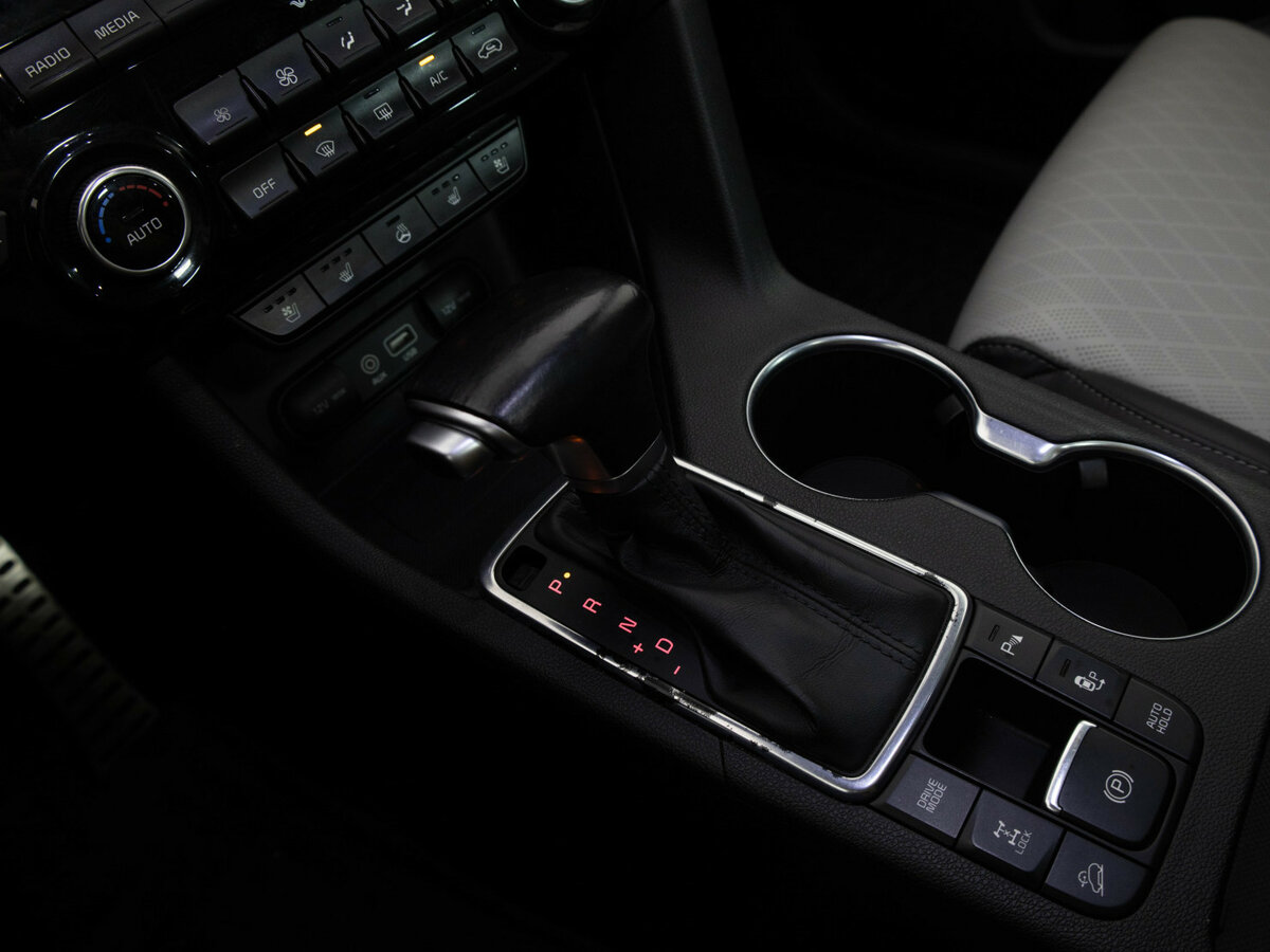 Купить Kia Sportage с пробегом. Фото: #7