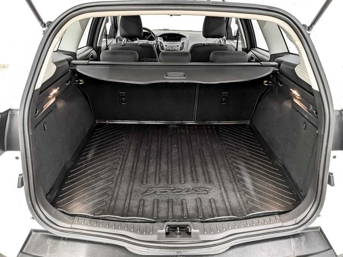 Купить Ford Focus с пробегом. Фото: #9