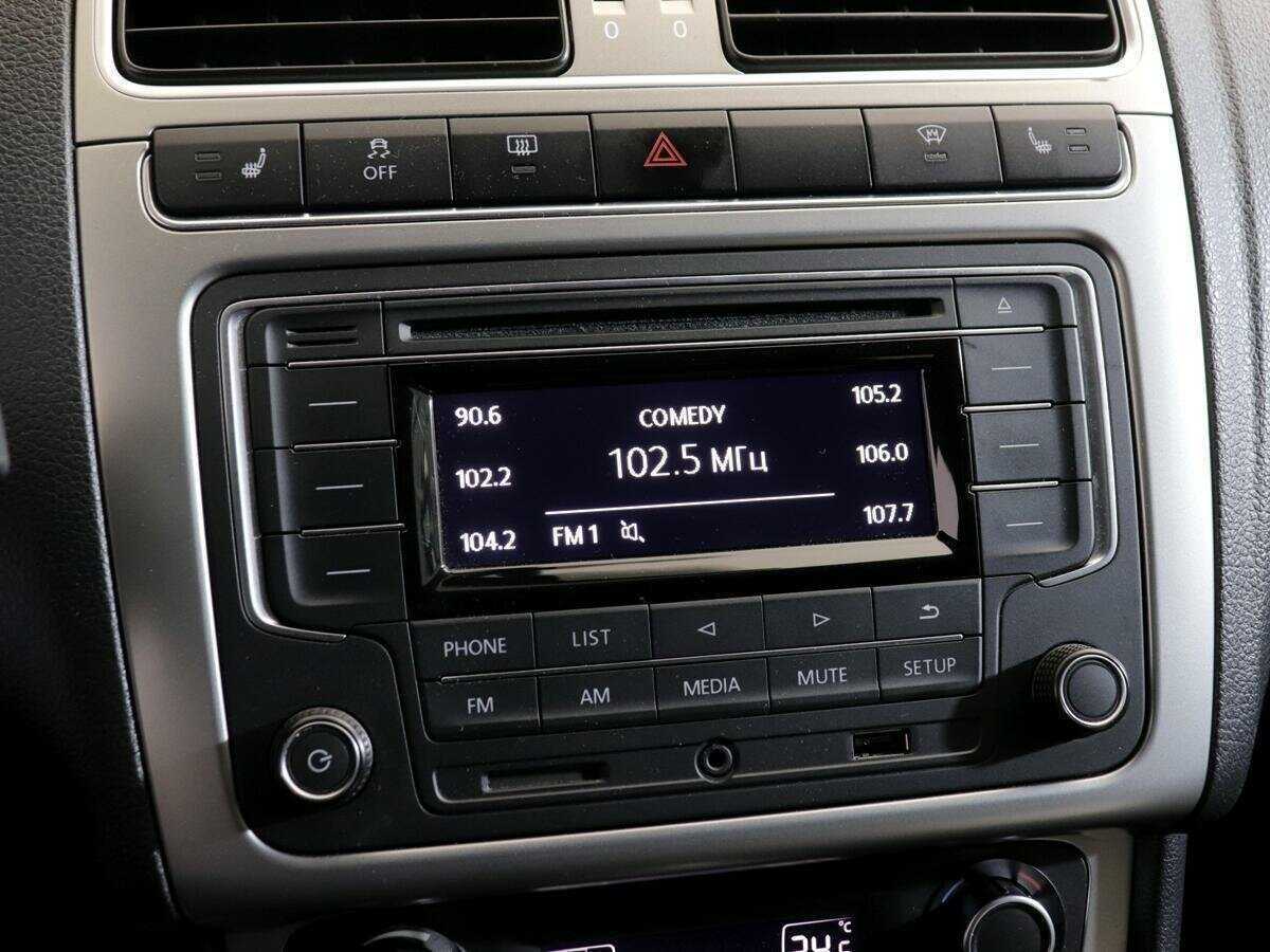Купить Volkswagen Polo с пробегом. Фото: #15