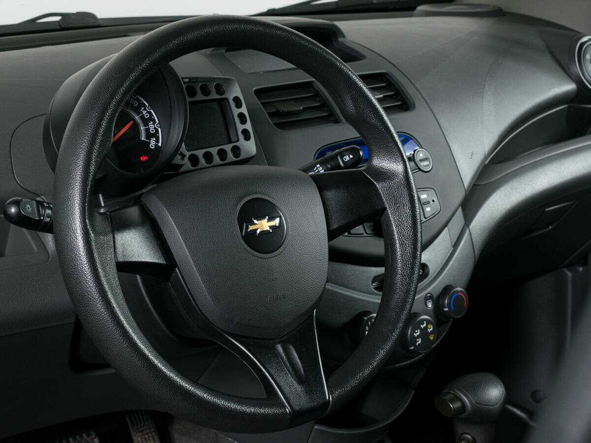 Купить Chevrolet Spark с пробегом. Фото: #14