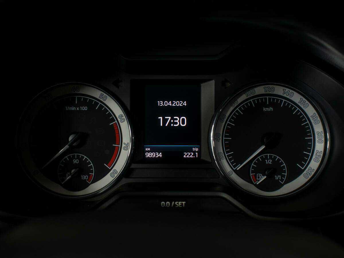 Купить Skoda Octavia с пробегом. Фото: #11