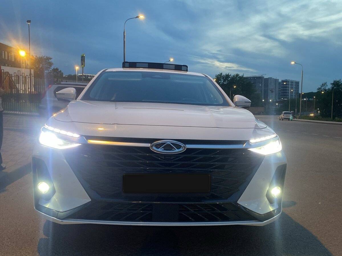 Купить Chery Arrizo 8 с пробегом. Фото: #1