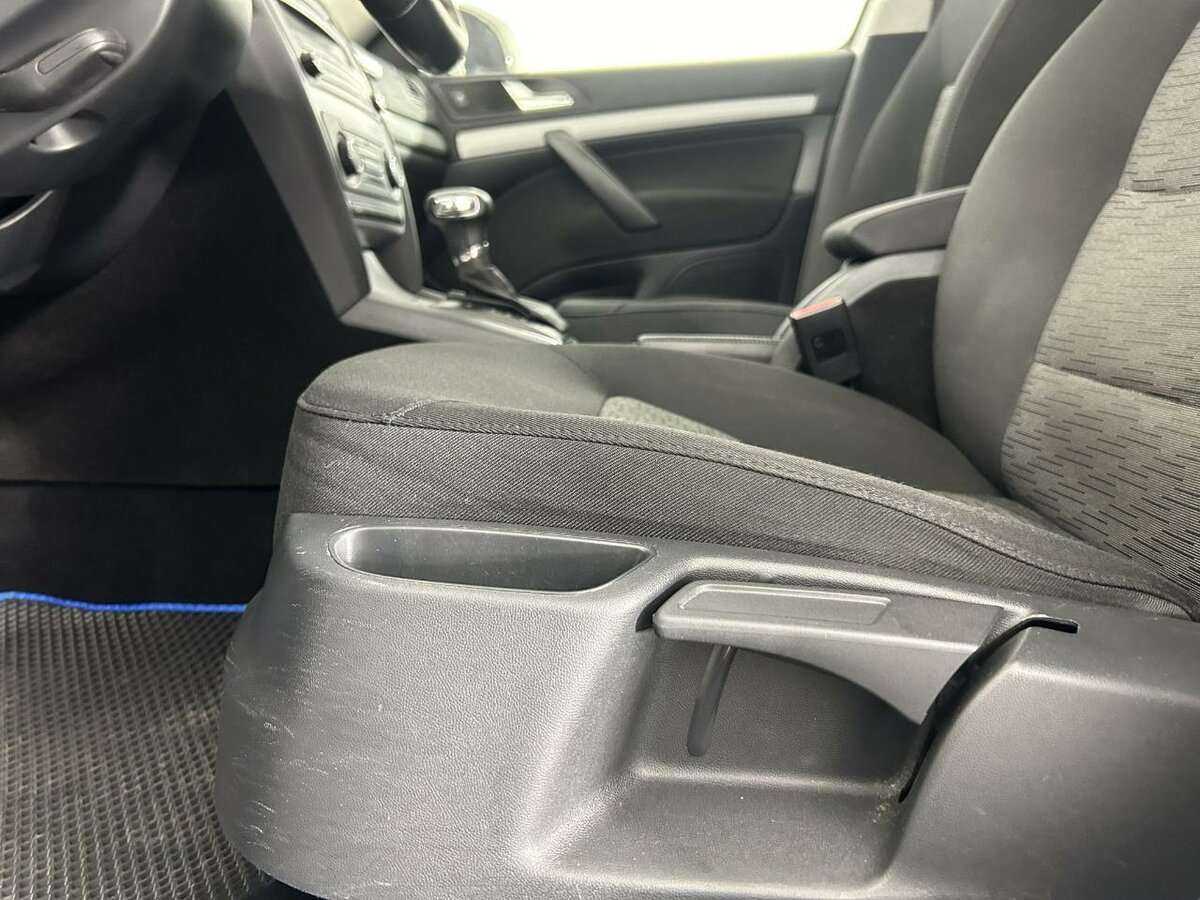 Купить Skoda Octavia с пробегом. Фото: #9