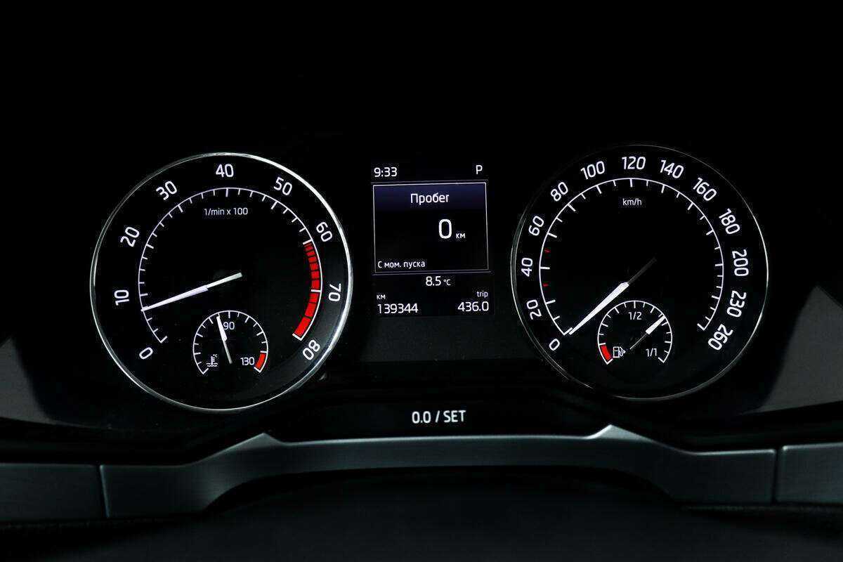 Купить Skoda Superb с пробегом. Фото: #9