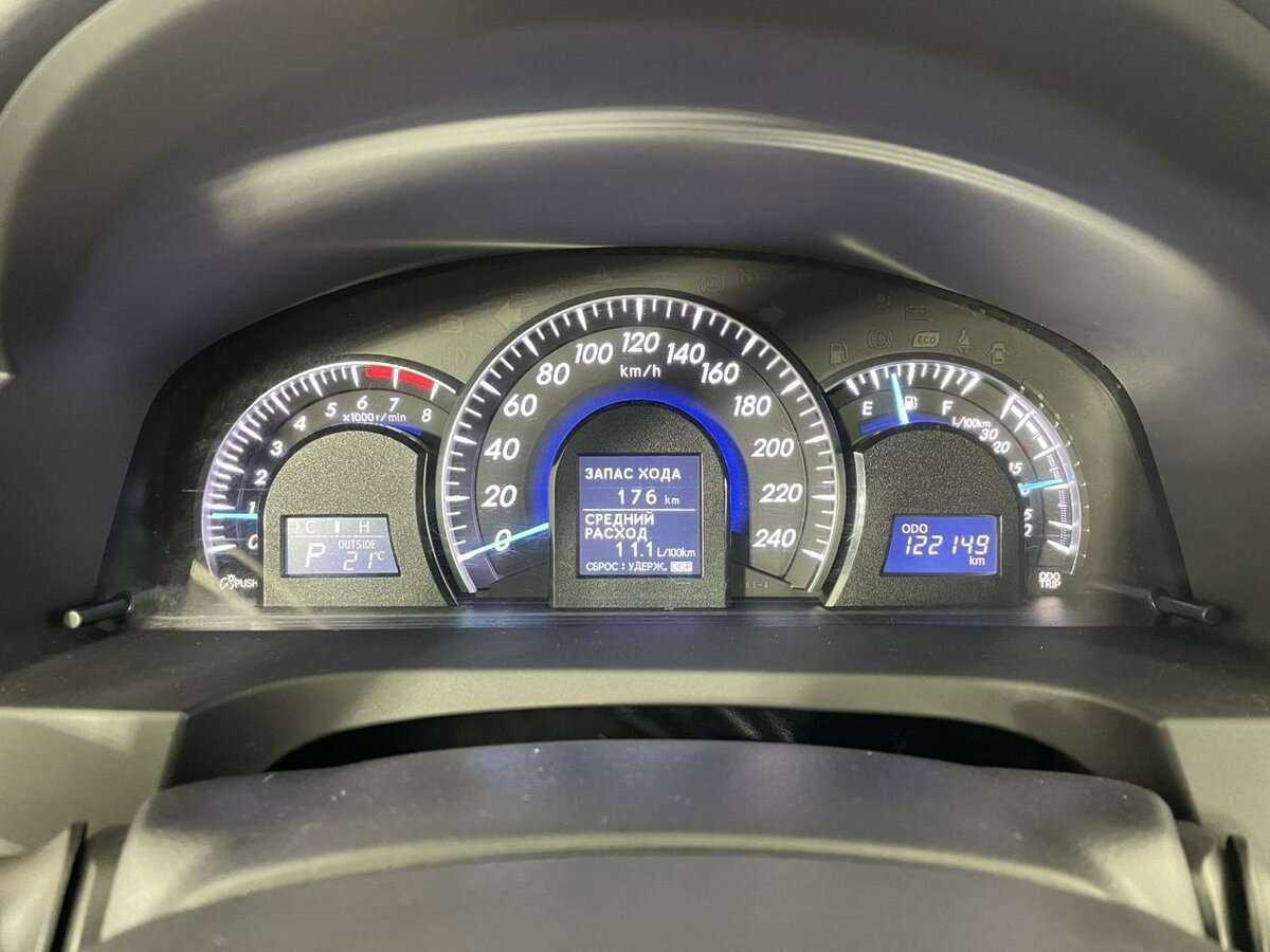 Купить Toyota Camry с пробегом. Фото: #10
