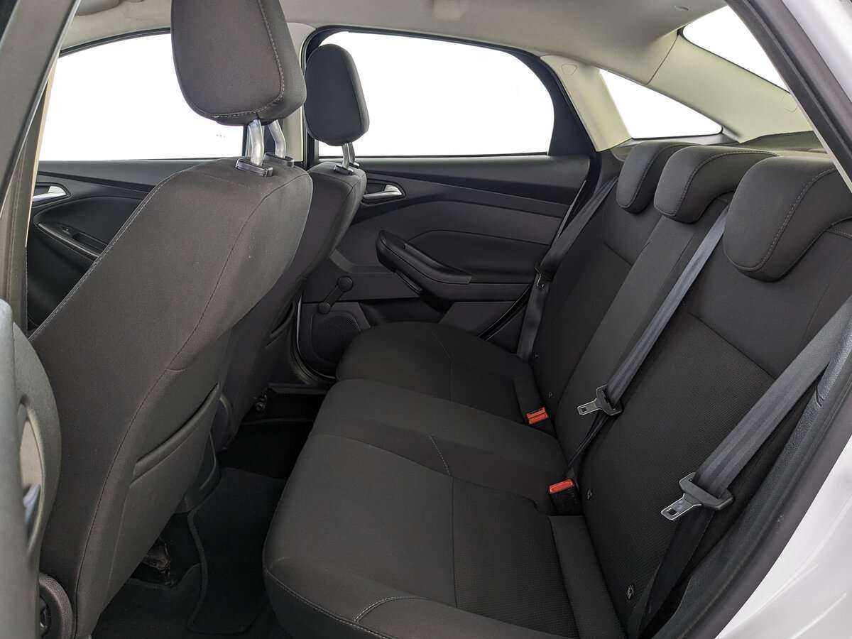 Купить Ford Focus с пробегом. Фото: #13