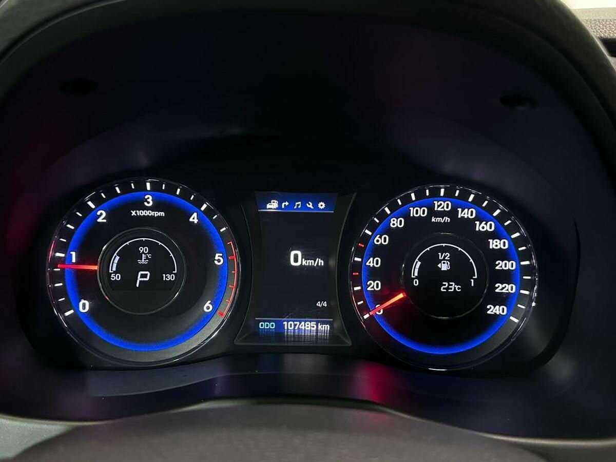 Купить Hyundai i40 с пробегом. Фото: #11