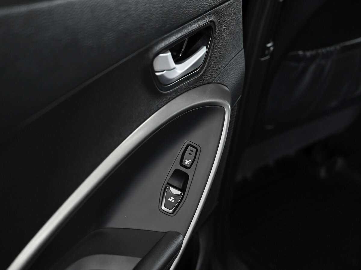 Купить Hyundai Santa Fe с пробегом. Фото: #11