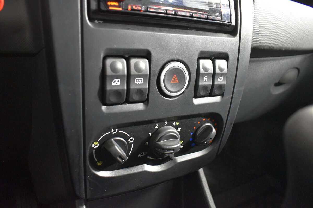 Купить Lada (ВАЗ) Largus с пробегом. Фото: #10