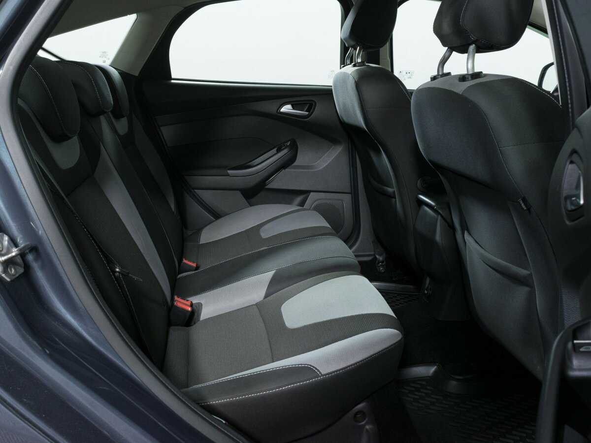 Купить Ford Focus с пробегом. Фото: #9